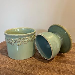 Butter Bell crock by L.Tremain